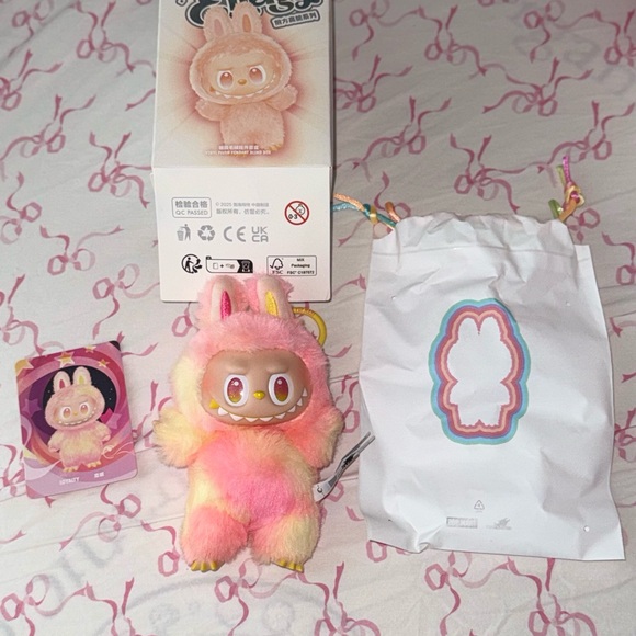 Loyalty Labubu - Picture 2 of 7